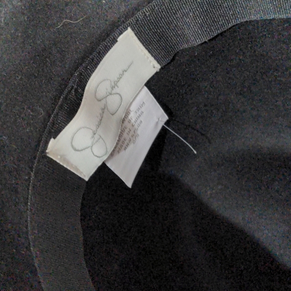Jessica Simpson felt bucket hat. - Picture 5 of 7